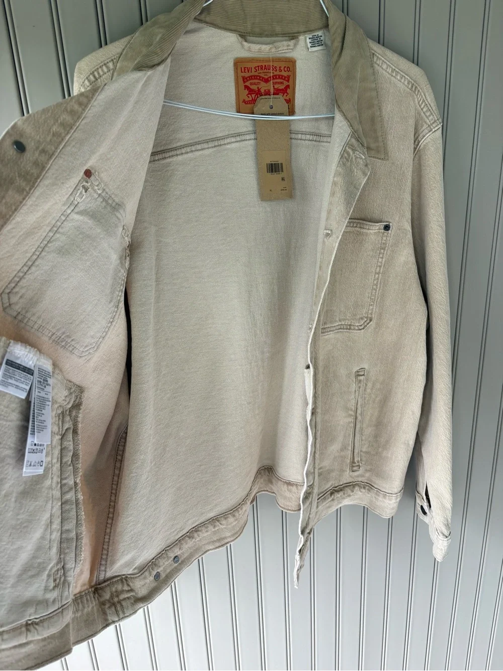 Brand New Levi's Stock Trucker Jacket XL Beige Corduroy Collar - Picture 3 of 6